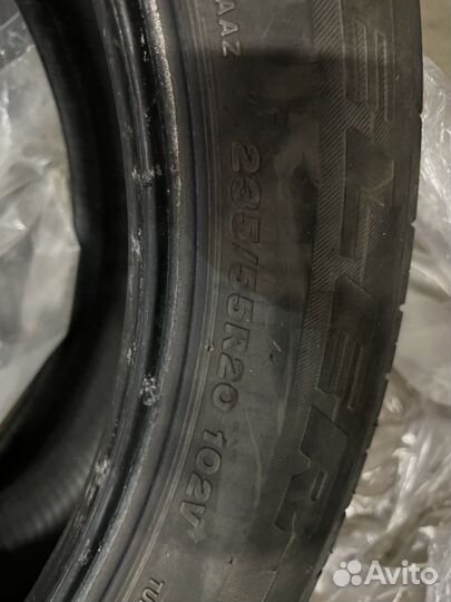 Bridgestone Dueler H/L 235/55 R20