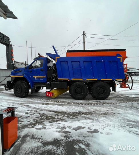 Комбинированная дорожная машина на базе урал-next