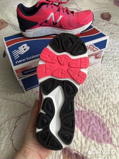 Кроссовки для бега