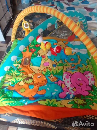 Развивающий коврик