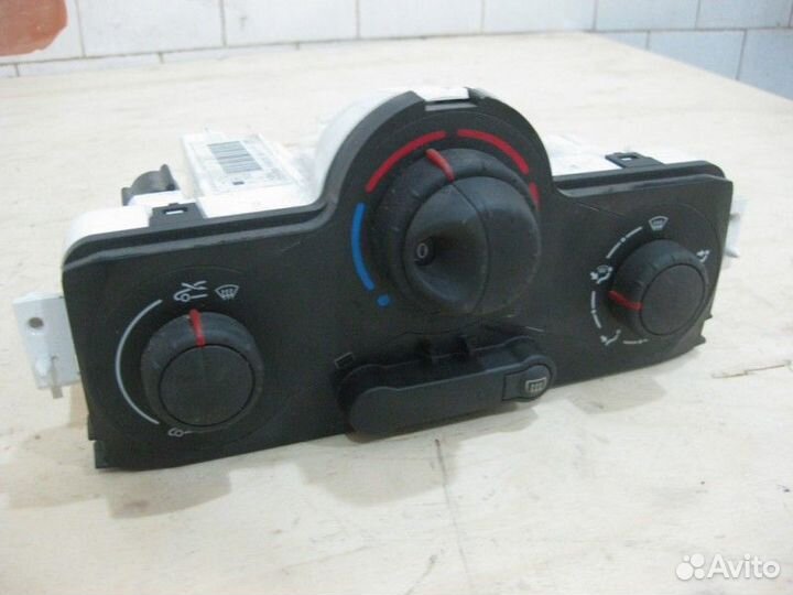 Блок управления отопителем Renault Megane II