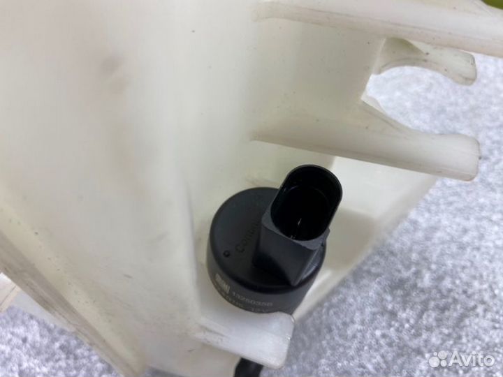 Бачок Opel Antara L07 A24XE 2014