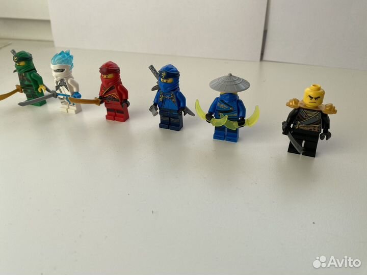 Lego Ninjago минифигурки