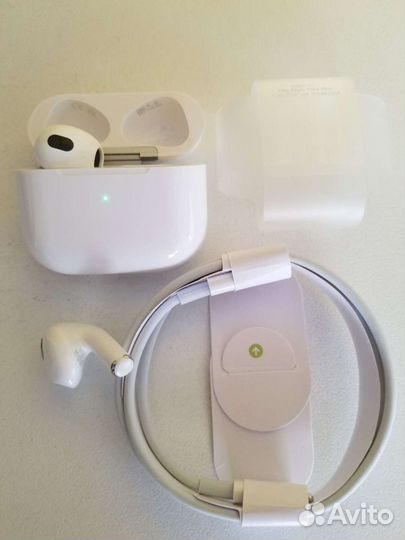 Apple AirPods 3