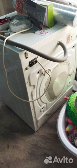 Стиральная машина по запчастям siemens wm2107