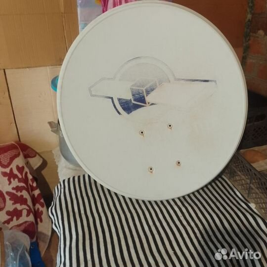 Антенна спутниковая