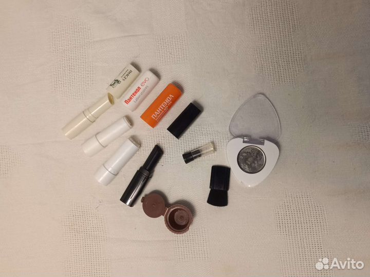 Пустые флаконы из-под помады