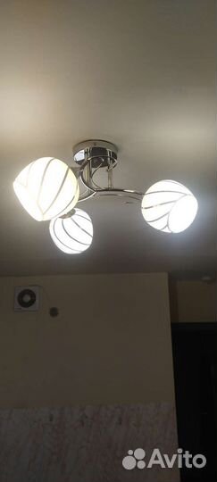 Люстра, светильник потолочный