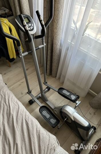 Эллиптический тренажер Carbon Fitness E804