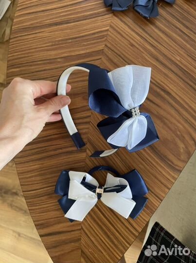 Резинки и ободки для волос