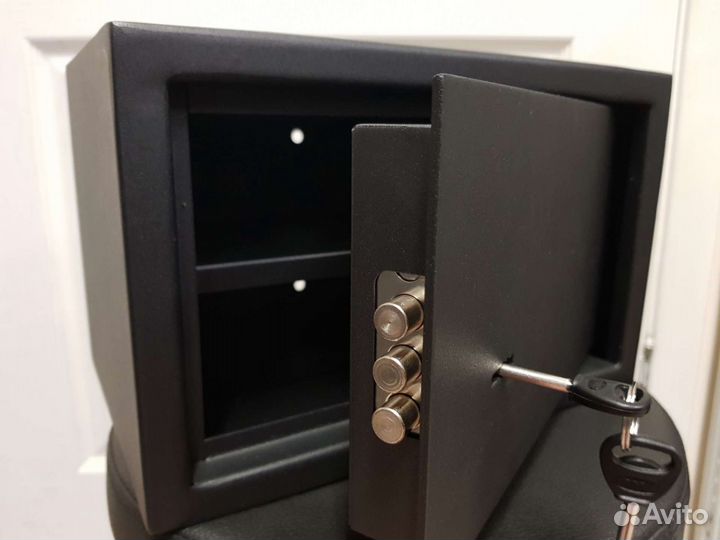 Сейф шм-20