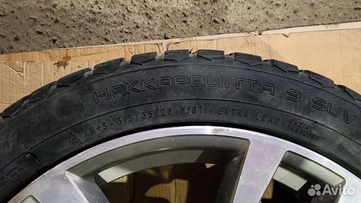 Nokian Tyres Hakkapeliitta 9 315/35 R20