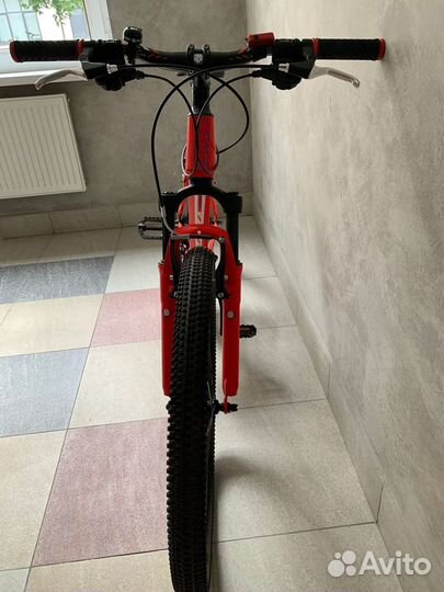 Продам женский велосипед 18 рама 26 колеса