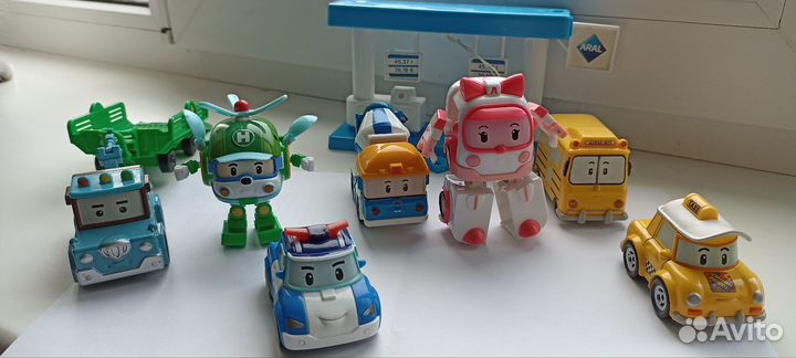 Робокар поли