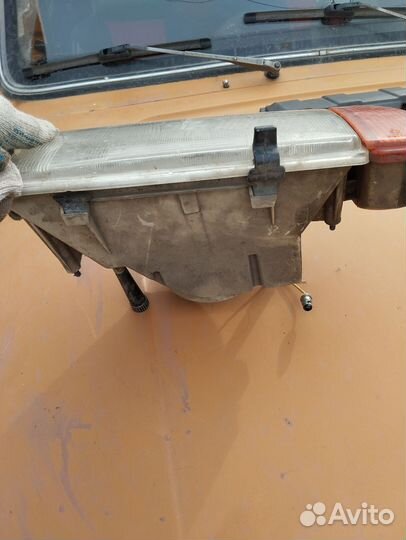 Продам левую фару на ваз 2109, 2108 и 21099