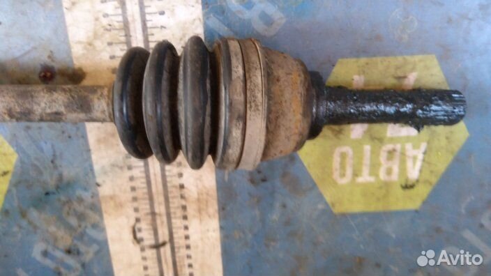 Полуось передняя левая Chevrolet Tracker 1998-2004