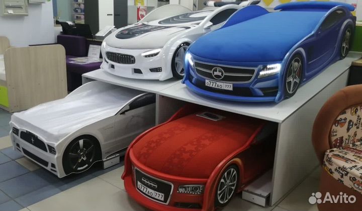 Детская кровать.Кровать-машина.Кровать-диван