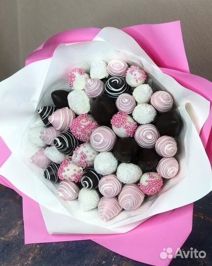 Сладкие букеты клубника в шоколаде Самара