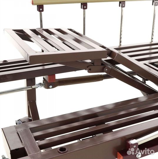 Медицинская кровать для инвалидов