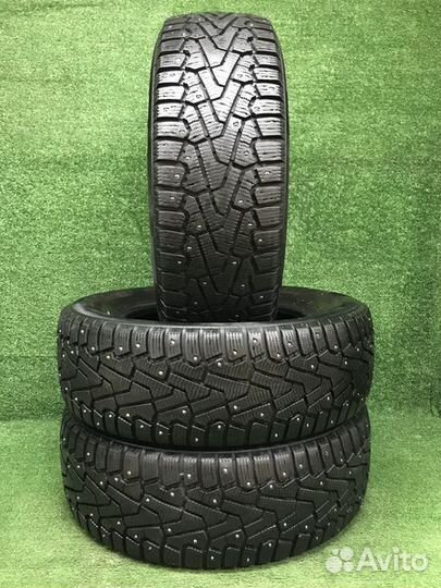 Pirelli Ice Zero 215/65 R16 102T