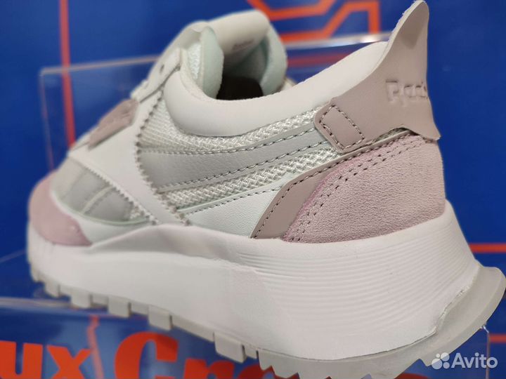 Кроссовки Reebok Classic Leather Legacy женские