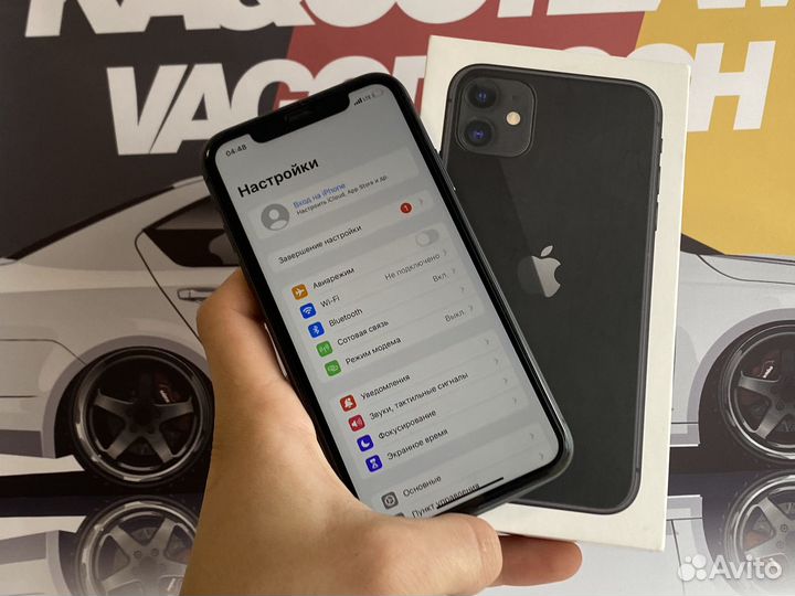 iPhone 11, 64 ГБ