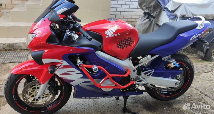 Honda CBR 600 F4