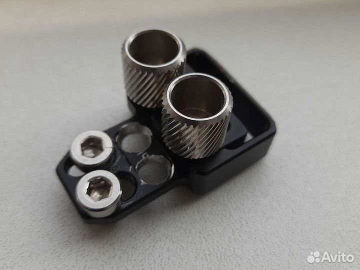 Зажим для кабеля USB Type-C для Fujifilm X-T4