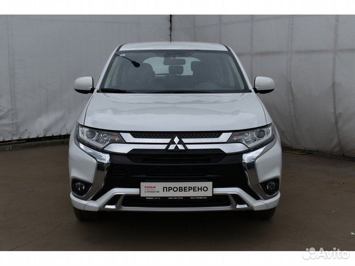 Mitsubishi Outlander 2.0 CVT, 2022