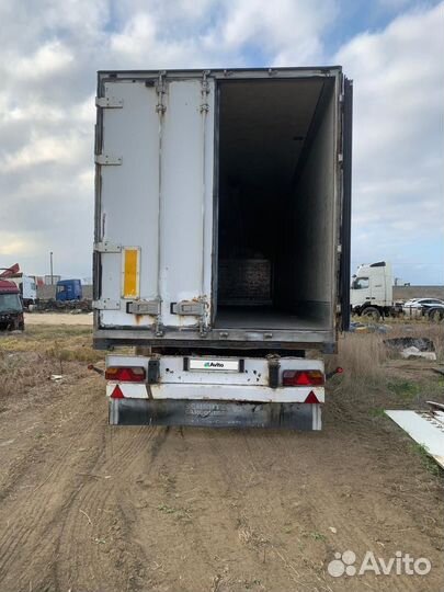 Полуприцеп рефрижератор Schmitz Cargobull SKO 24, 2000