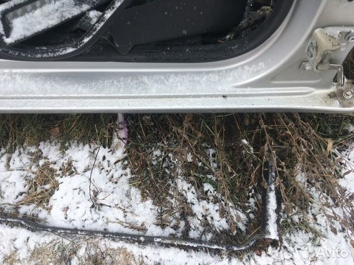 Часть кузова Renault Fluence