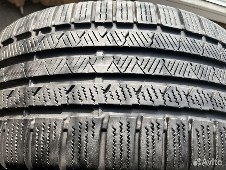 Continental ContiWinterContact TS 810 235/35 R19