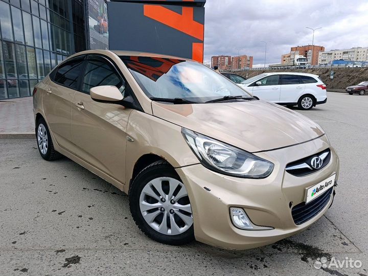 Hyundai Solaris 1.6 МТ, 2011, 261 470 км