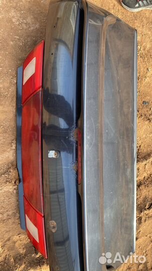 Продаю на ваз 2115 крышку багажника