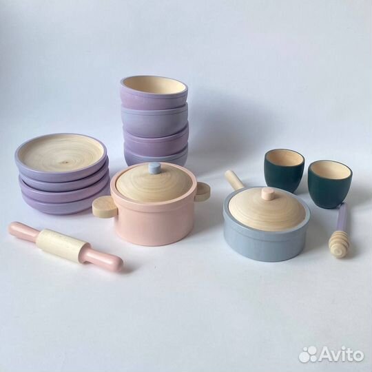 Деревянный игрушечный набор посуды