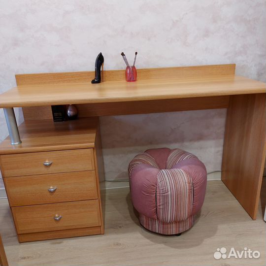 Туалетный столик