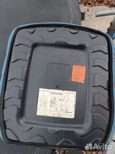 Автокресло бустер