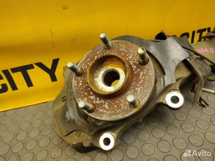 Кулак поворотный передний правый Infiniti Ex37 J50