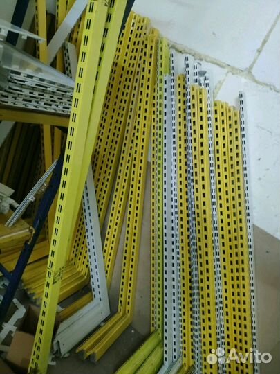 Стеллажи металлические торговые перфорация полками