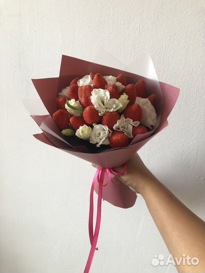 Сладкий букет клубники