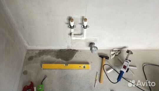 Разводка труб водоснабжения и канализации