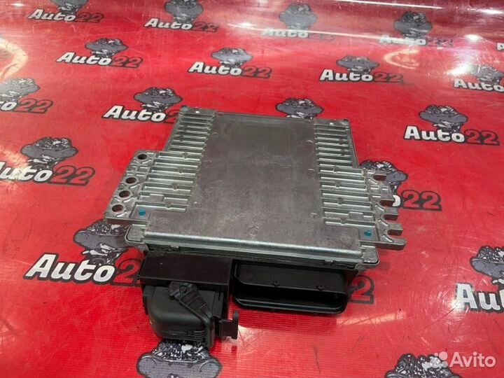 Блок управления двигателем Infiniti FX35/FX45