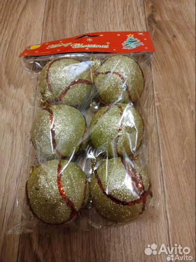 Елочные игрушки