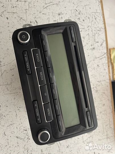 Оригинальная магнитола Passat b6/cc