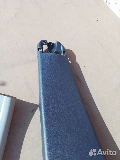 Обшивки средней стойки левые LADA X-Ray