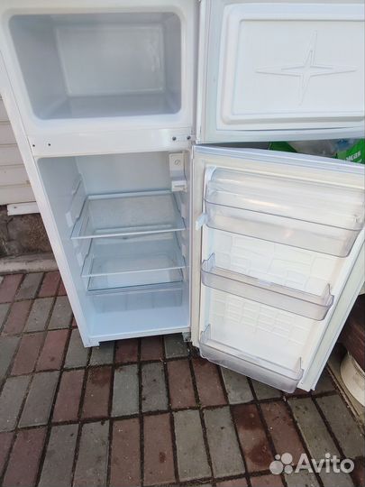 Холодильник бу маленький