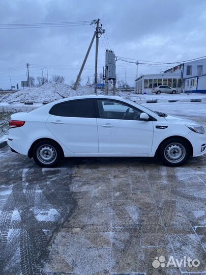 Kia Rio 1.6 AT, 2015, 82 000 км