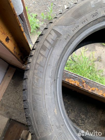 Michelin X Radial 215/55 R16 93H