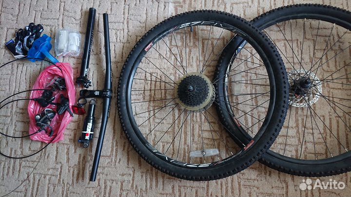 Запчасти и аксессуары от велосипеда Mongoose