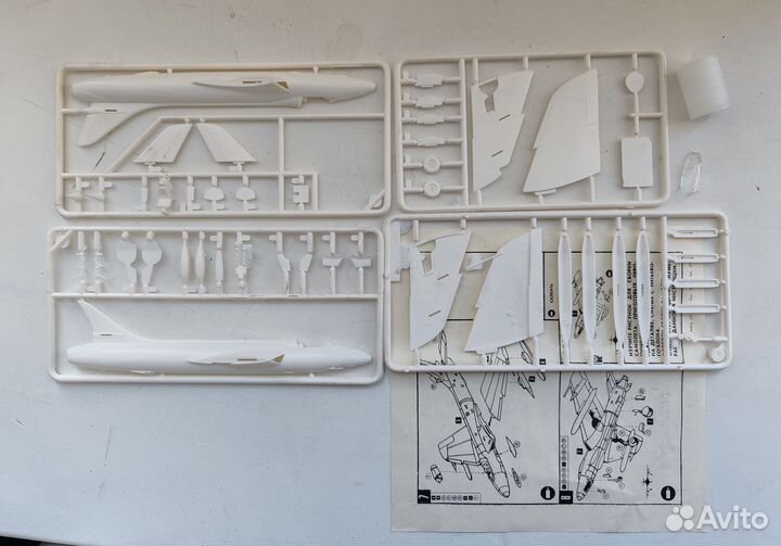 Модель самолета Hunter 1/72